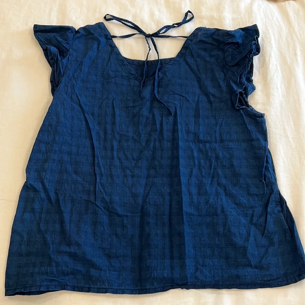 Gap top - Picture 2 of 3